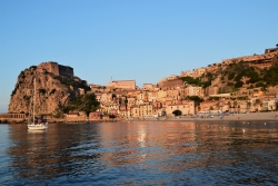 Scilla, ein Fischerort Kalabriens neben der Straße von Messina